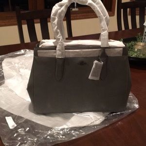 Coach Carryall Bailey Purse in Crossgrain Leather